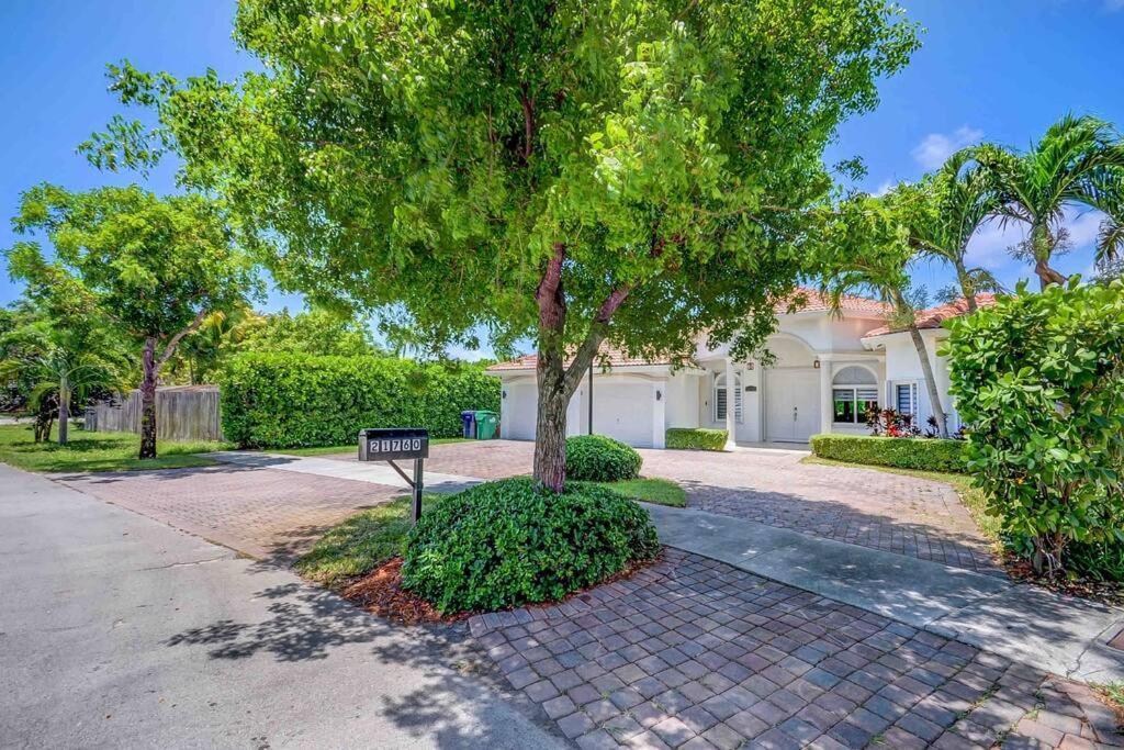 Miami 5Br Villa W Heated Pool, Games & Bbq L01 Катлер-Бей Екстер'єр фото