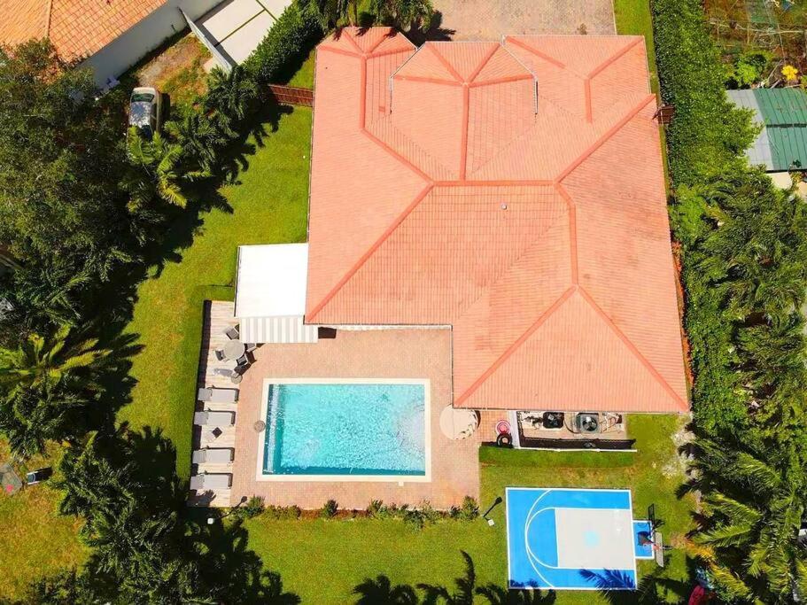 Miami 5Br Villa W Heated Pool, Games & Bbq L01 Катлер-Бей Екстер'єр фото