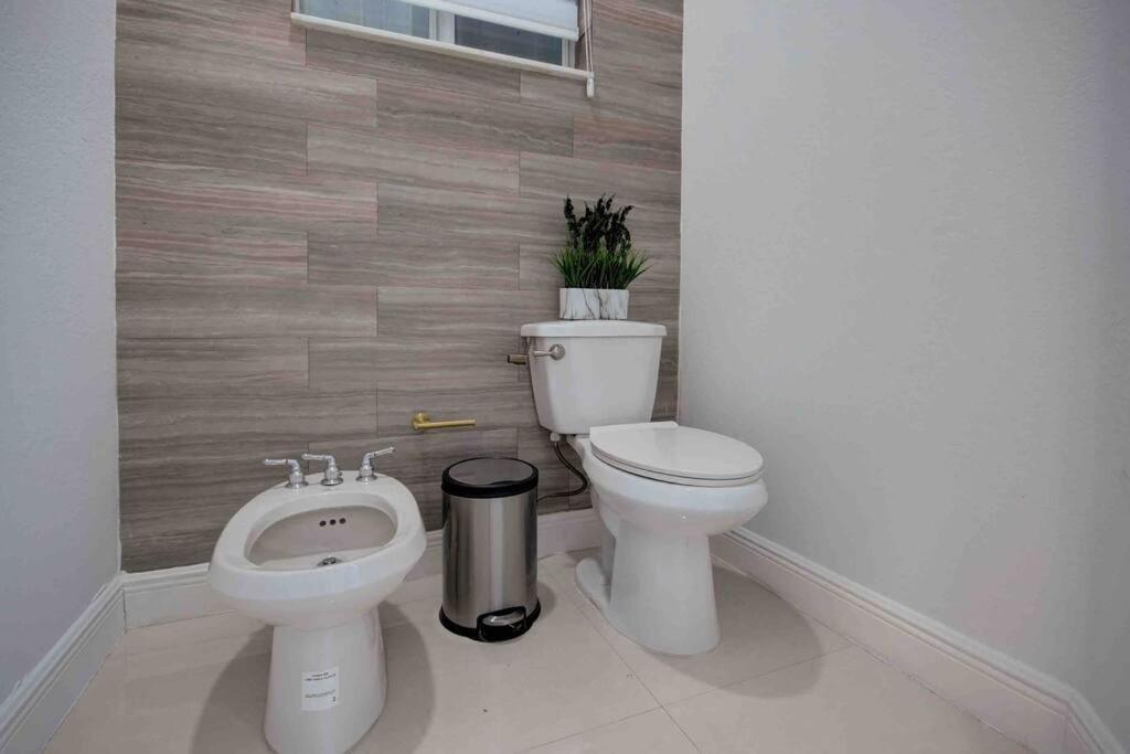 Miami 5Br Villa W Heated Pool, Games & Bbq L01 Катлер-Бей Екстер'єр фото